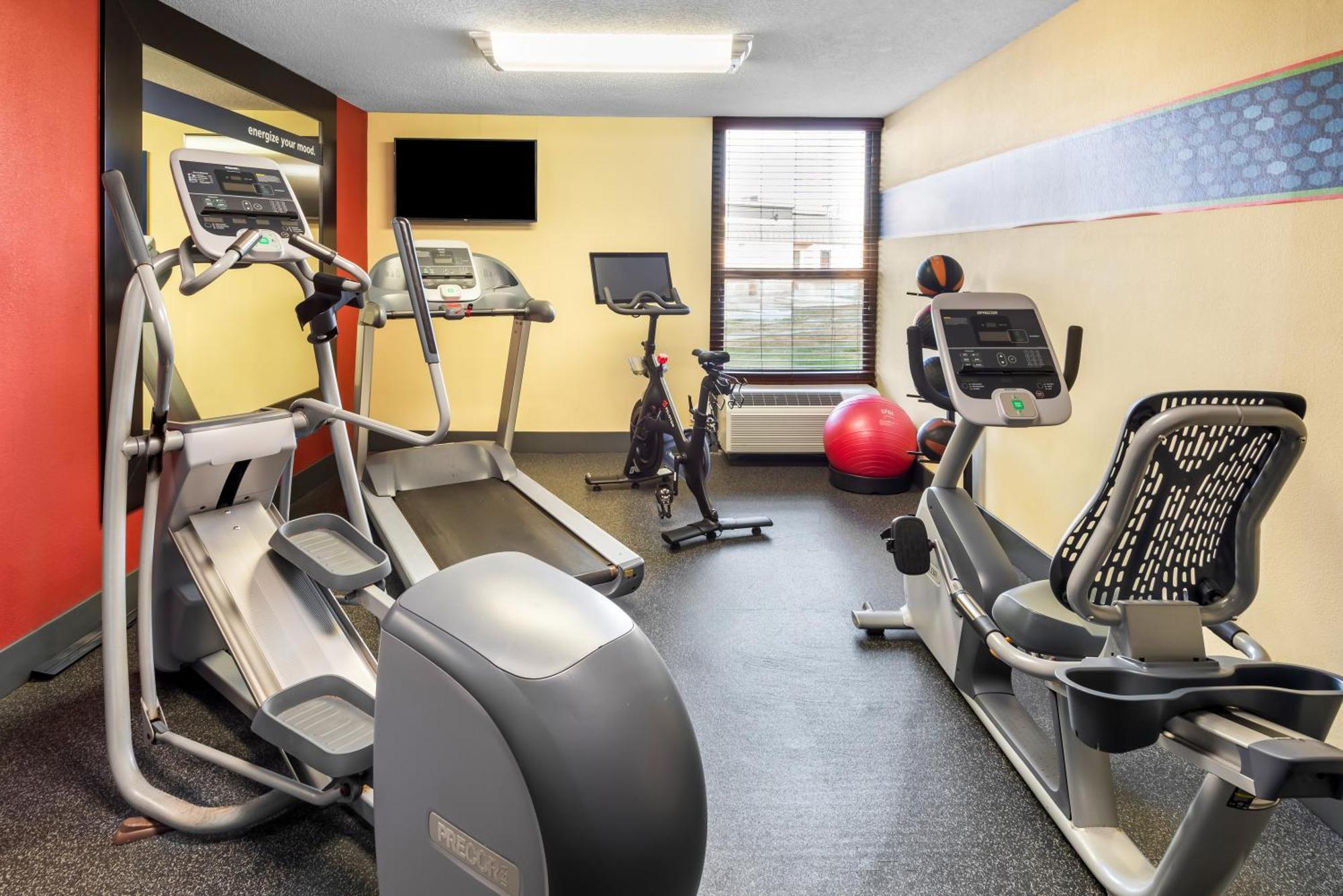 Hampton Northeast/castleton Hotel 3*